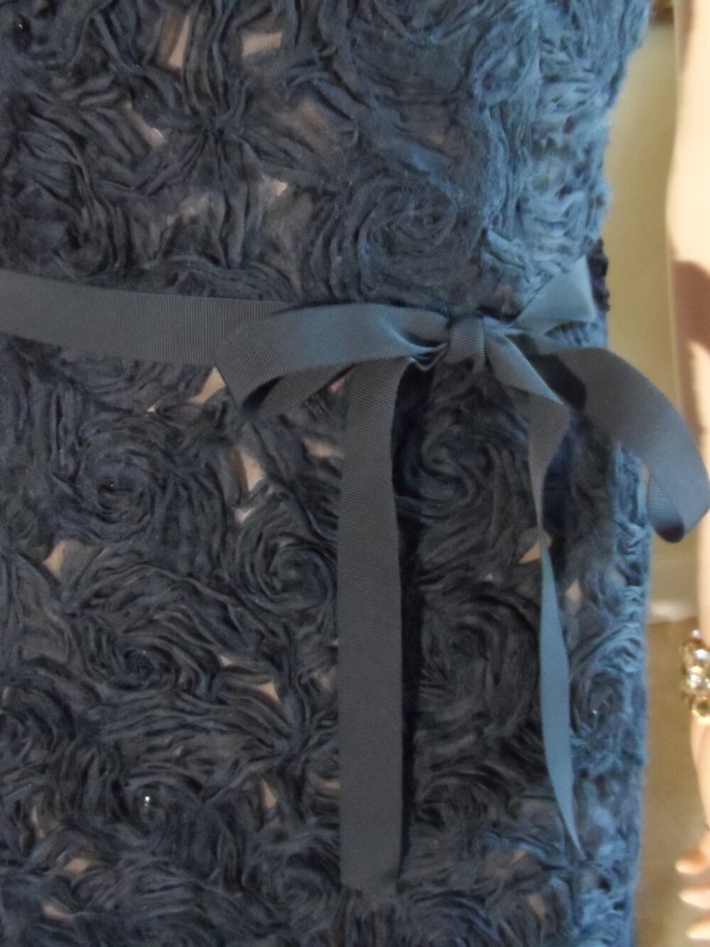 Lanvin Été 2004 Black Silk Rosette Sheath Dress Size FR 40 US 8 - Picture 9 of 16